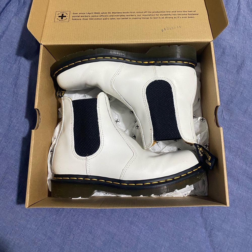 White Dr Martens Chelsea Boot size 8